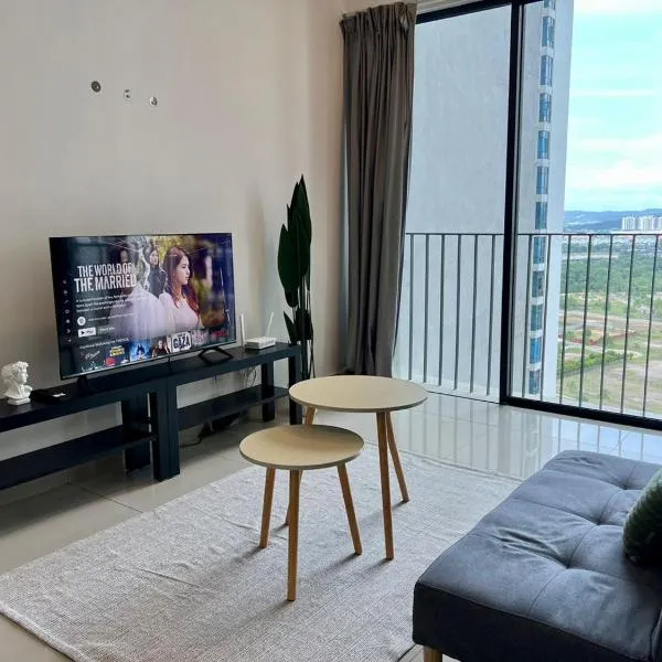 Eighteen Suite at Trefoil Setia Alam，位于莎阿南的酒店