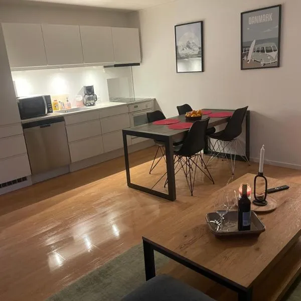 2 bedroom apartment near the sea，位于齐斯维勒莱厄的酒店