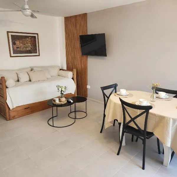 Departamento nuevo con pileta cerca de termas- Rincón Ibirapitá，位于费德拉西翁的酒店