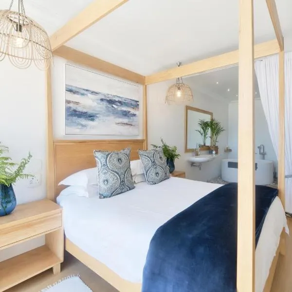 Oceans Guest House & Luxurious Apartments，位于斯特雷斯拜的酒店