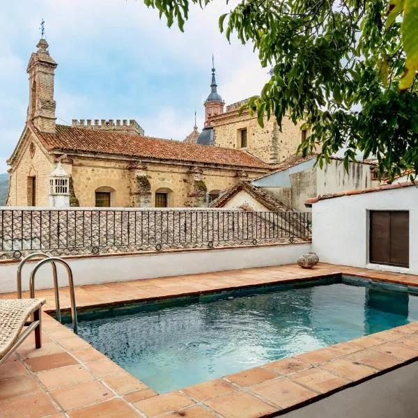 Apartamentos turísticos EL PATIO DEL NOGAL，位于瓜达卢佩的酒店