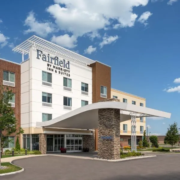 Fairfield Inn & Suites by Marriott Cleveland Tiedeman Road，位于Parma的酒店