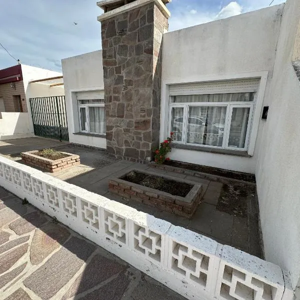 La casa de Chola，位于Puerto Rawson的酒店