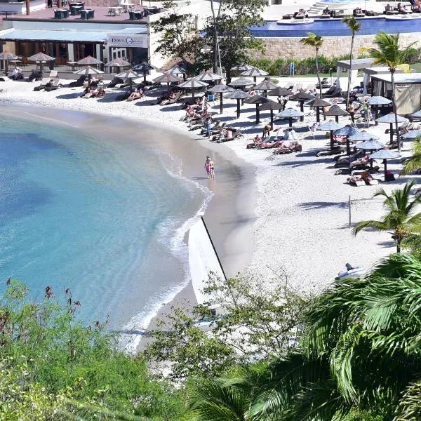 Beachfront Cozy Apt，位于格罗斯岛的酒店