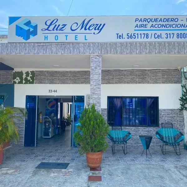 HOTEL LUZ MERY，位于Agua Blanca的酒店