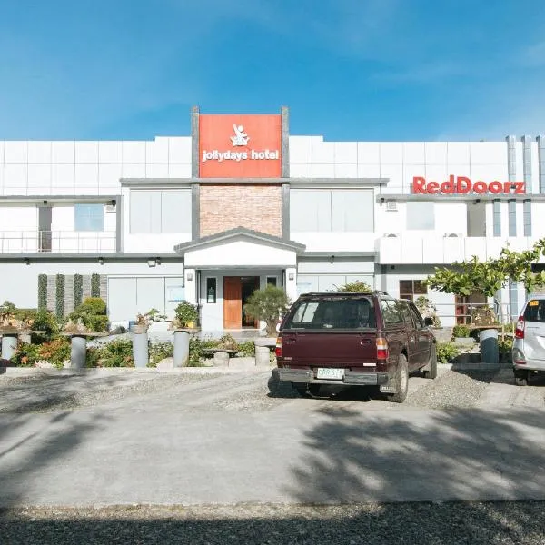 RedDoorz Plus @ Jollydays Hotel Nueva Ecija，位于Balante的酒店