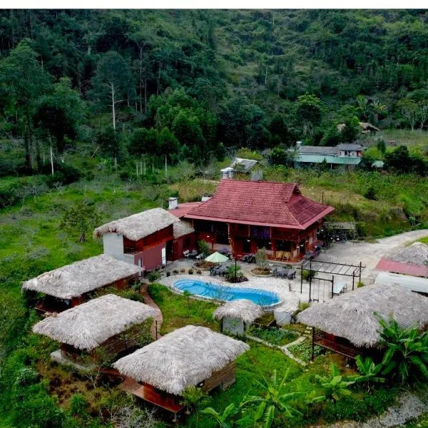 Bac Ha Lodge Retreat，位于Ly Tzeu Ping的酒店