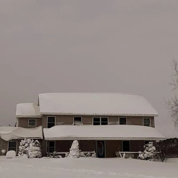 Tug Hill Paradise, Copenhagen, NY，位于Copenhagen的酒店