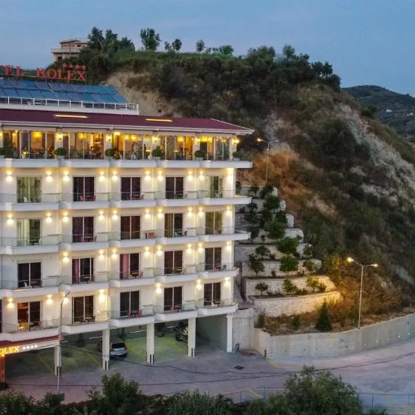Hotel VD Roleks，位于Zvërnec的酒店