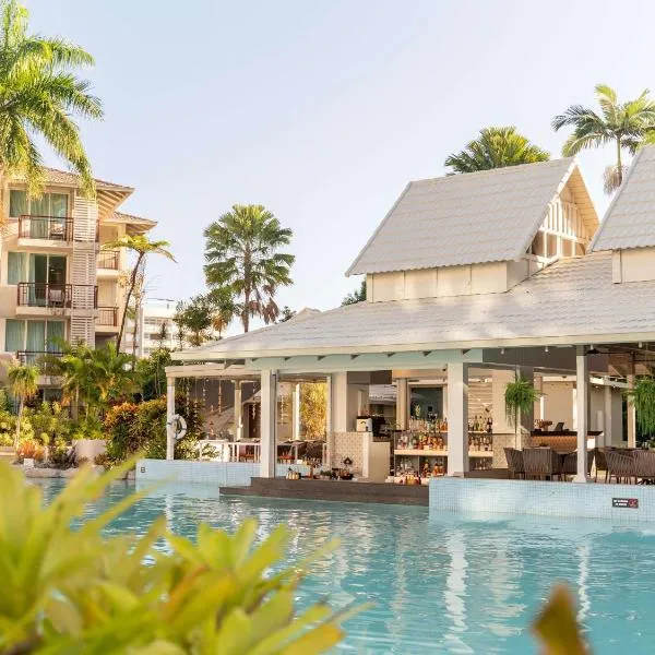 凯恩斯诺富特绿洲度假酒店，位于Machans Beach的酒店