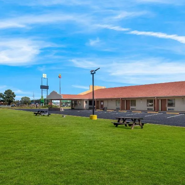 Econo Lodge Cornersville I-65，位于Cornersville的酒店