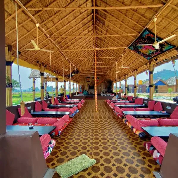 Hampi Natures Cottage，位于霍斯佩特的酒店