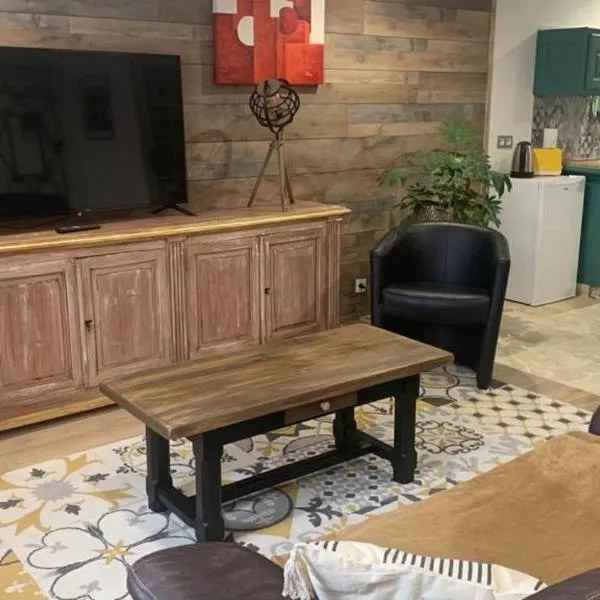 La Casa 2，位于Uchizy的酒店