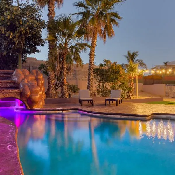 Hotel Hondo，位于罗斯巴利勒斯的酒店