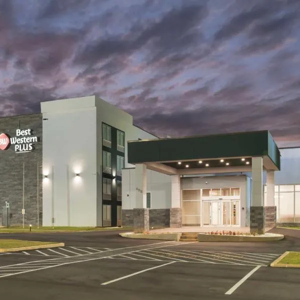 Best Western Plus Mobile Inn and Suites，位于莫比尔的酒店