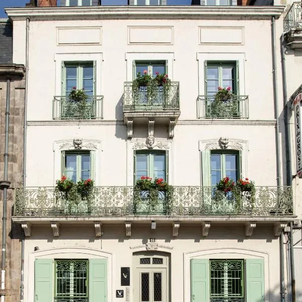 VILLA FLEURY - APPART'HÔTEL DE STANDING，位于里摩日的酒店