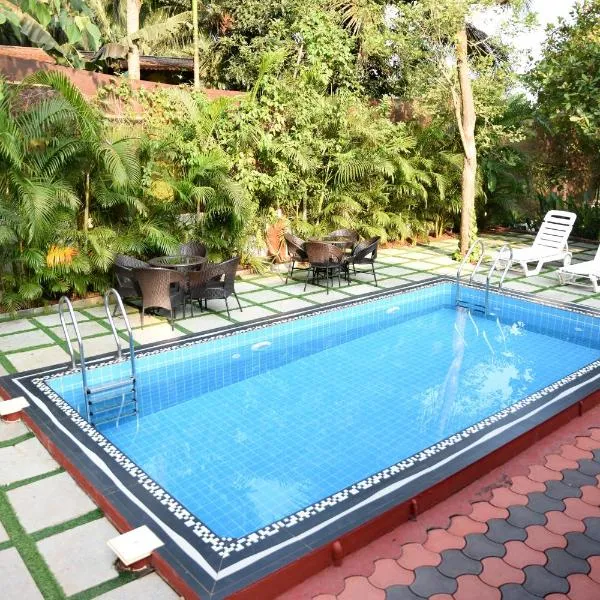 4BHK Private Pool villa in North Goa and Kayaking nearby!!，位于Moira的酒店