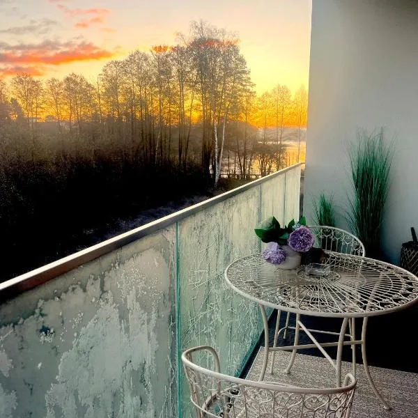 Apartament Kominek, Jezioro & Las - 57m2，位于奥尔什丁的酒店