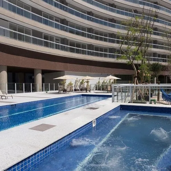 Studio moderno em condomínio de luxo pé na areia，位于桑托斯的酒店