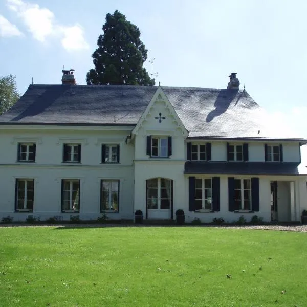 艾斯特里菲住宿加早餐旅馆，位于Fontaine-le-Bourg的酒店