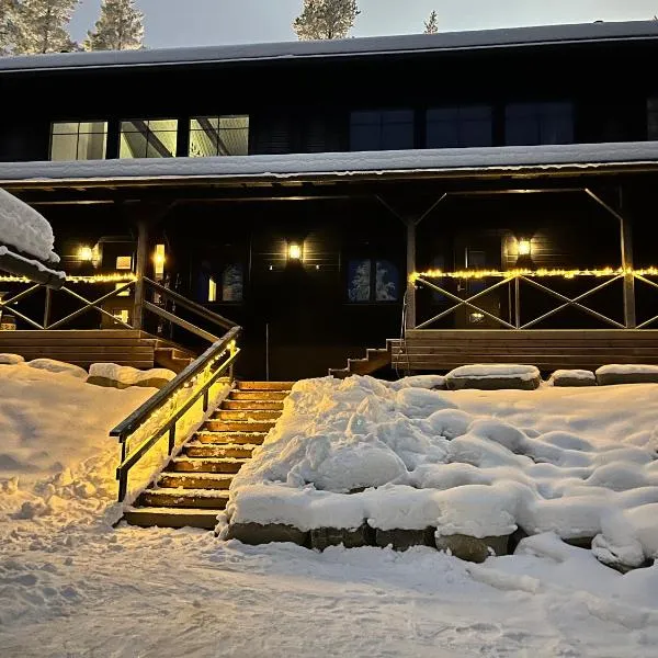Porthos Ski Lodge，位于Pelkosenniemi的酒店