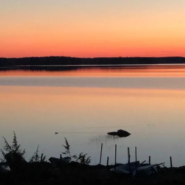 Peaceful holiday apartment with stunning lake view，位于Tammijärvi的酒店