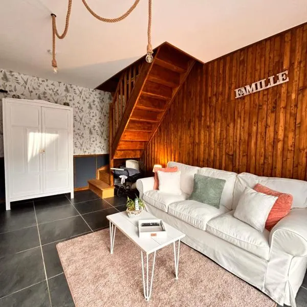 La Grange Aux Hirondelles - Chambre familiale，位于Woignarue的酒店