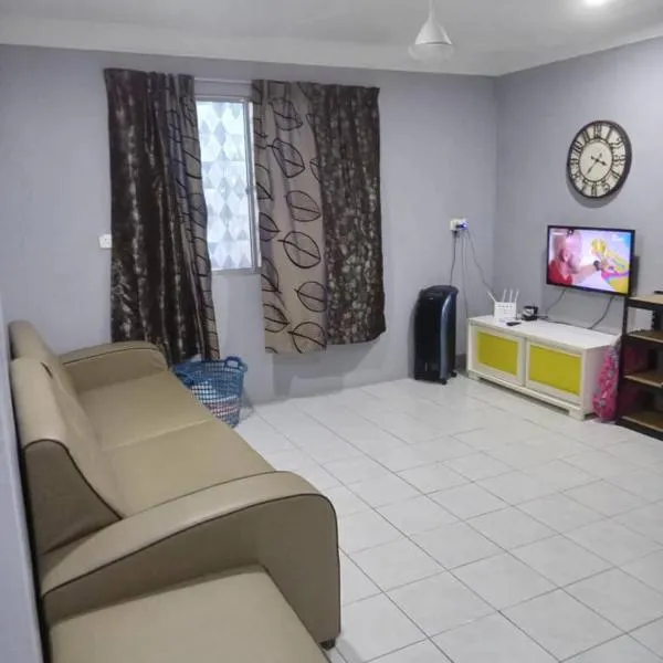 Orchid Homestay，位于拉布安的酒店