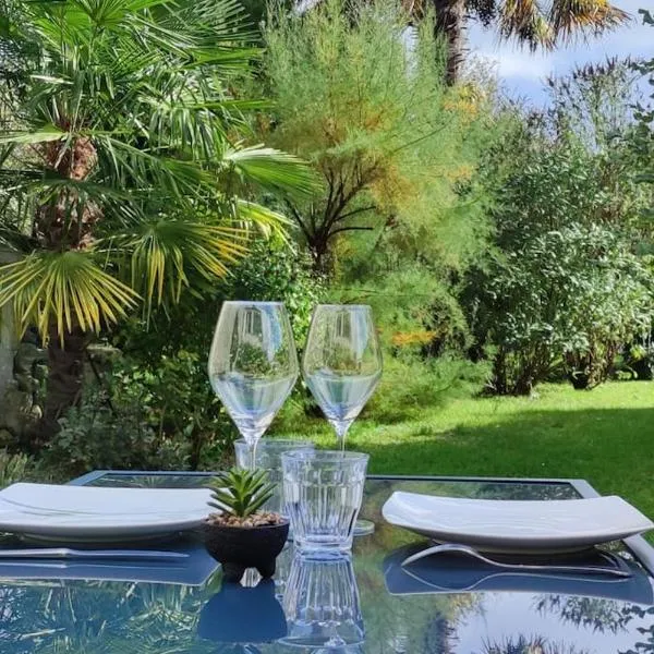 La Patte Charentaise Parking gratuit Le calme en ville，位于桑特的酒店