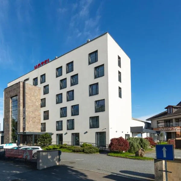 罗特酒店，位于Šarovy的酒店