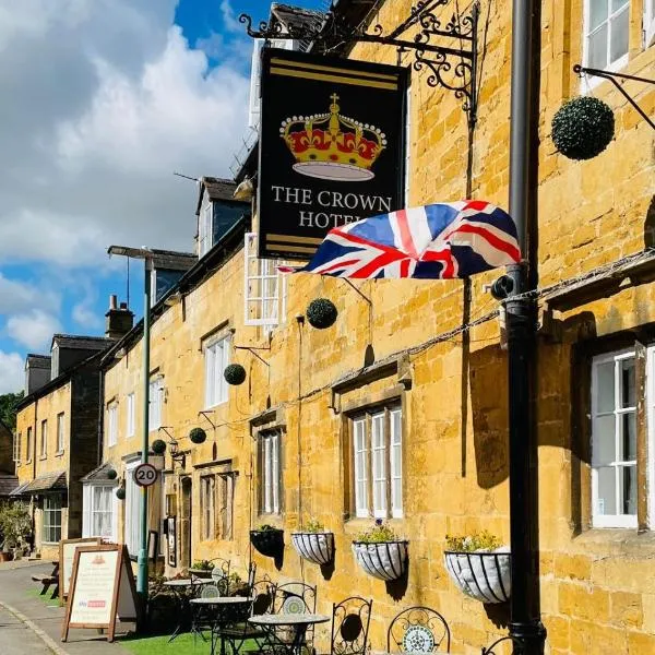 Crown Hotel Cotswold，位于Weston Subedge的酒店