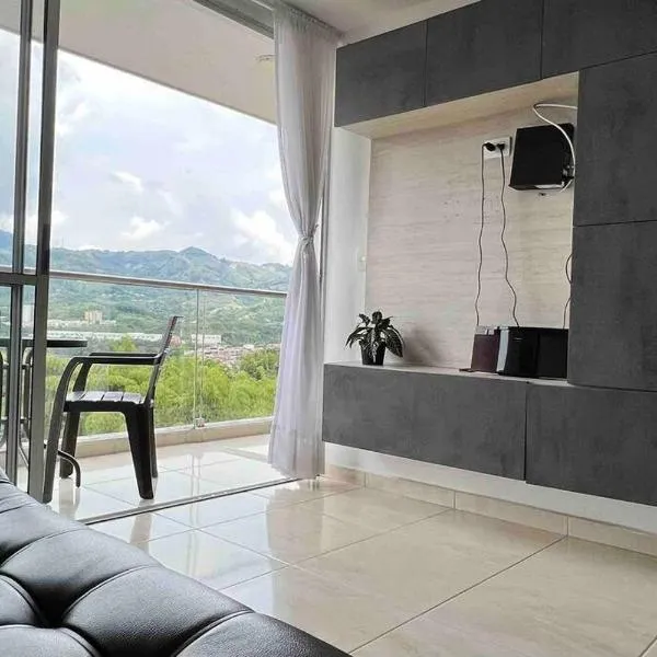Apartamento nuevo, central, hermosa vista.，位于多斯克布拉达斯的酒店