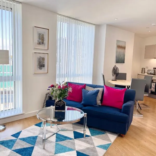 Urban Gateway Spacious Apartment with free parking，位于布拉克内尔的酒店