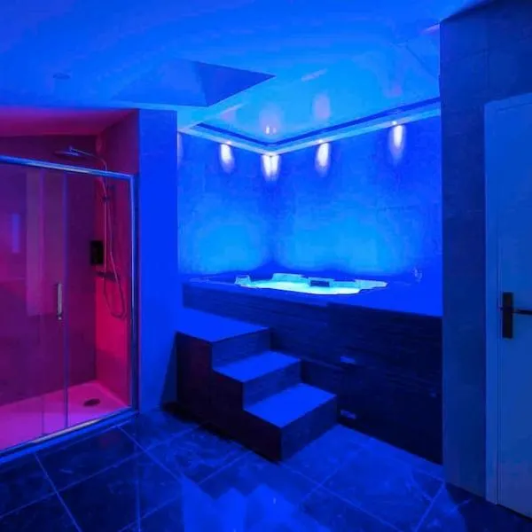 Appartement jacuzzi hammam，位于弗朗舍维尔的酒店