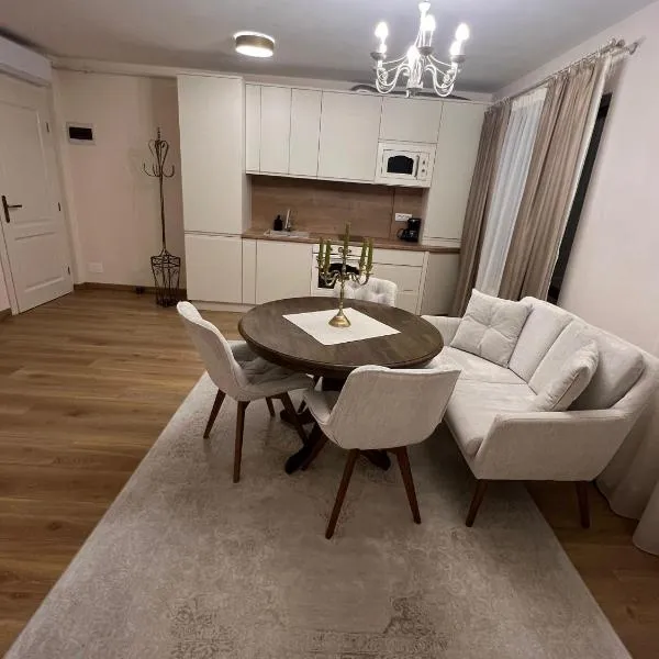 Apartament HERA，位于阿尔巴尤利亚的酒店