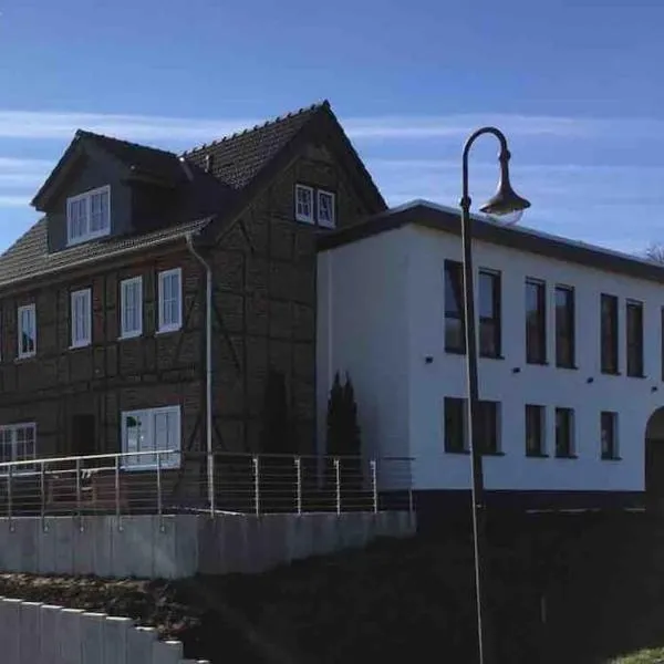 Ferienwohnung am Jenneberg mit KölnBonn- Ausblick，位于博恩海姆的酒店