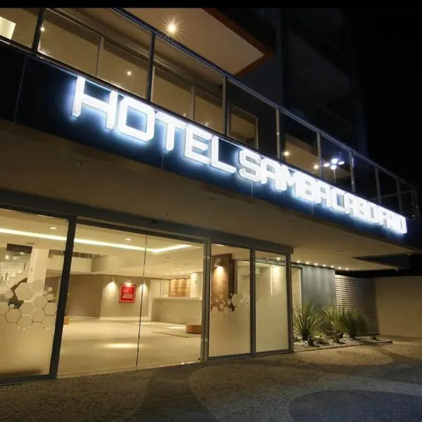 Hotel em CABO FRIO Cond Royale - bairro Passagem - un 229，位于卡波布里奥的酒店