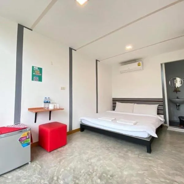 innbox Chiangmai Hotel，位于Ban Si Ngam的酒店