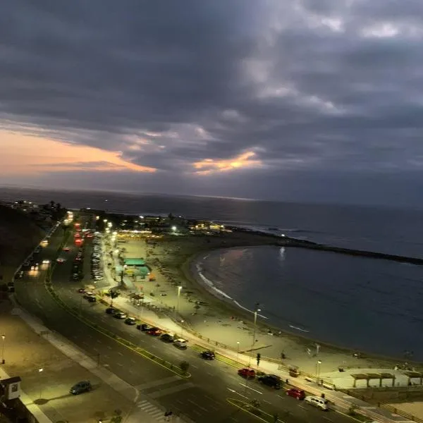 Departamento con espectacular vista al mar Arica, Condominio Ayllu，位于阿里卡的酒店