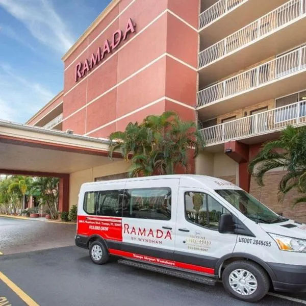 Ramada by Wyndham Tampa Westshore Airport South，位于坦帕的酒店