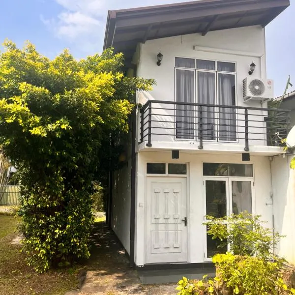 Elegance Villa，位于Boralesgamuwa的酒店