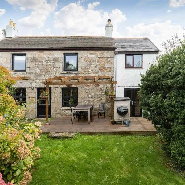 Traditional Cornish Cottage in the Countryside.，位于圣艾夫斯的酒店