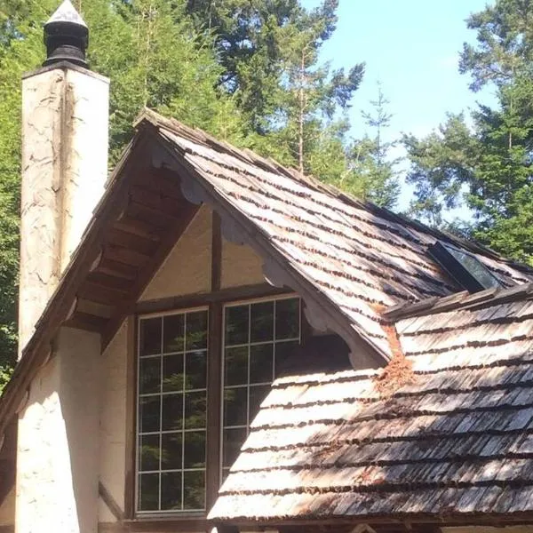 The Storybook Cottage，位于门多西诺的酒店