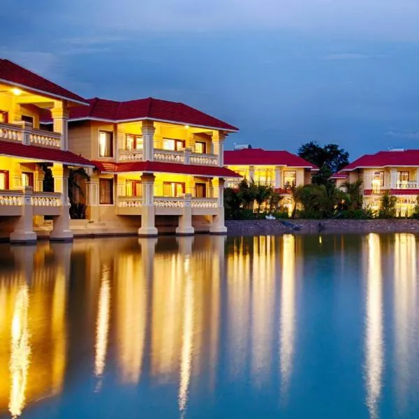 丽景湾酒店泻湖度假酒店，位于Khirasra的酒店