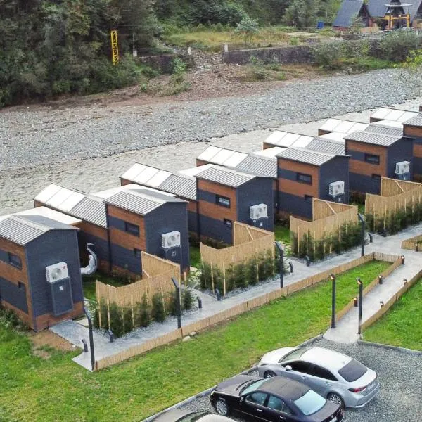 River Side TinyHouse，位于贾马里海姆森的酒店