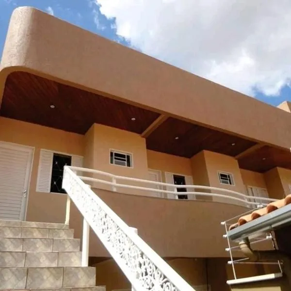 Pousada Luziânia - Conforto no Centro da Cidade，位于Luziânia的酒店