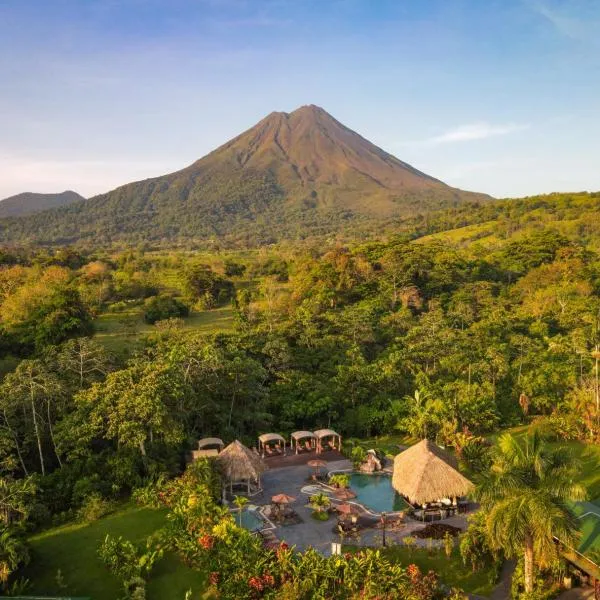 Arenal Manoa Resort & Hot Springs，位于福尔图纳的酒店