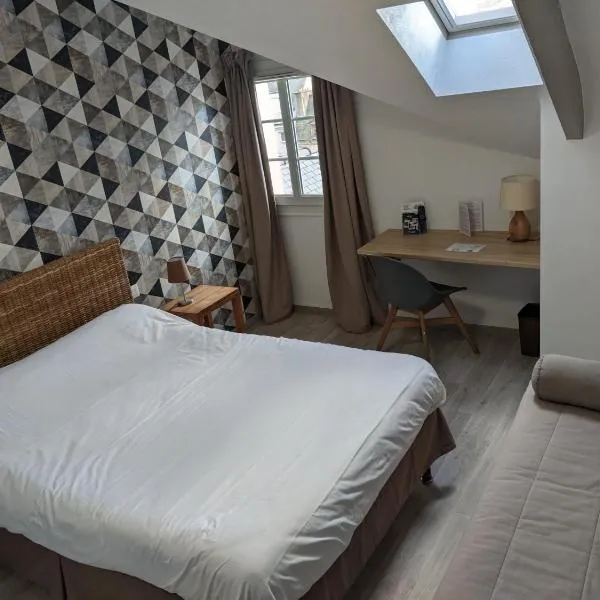 Contact Hôtel - Hôtel Le Lion d'Or Lamballe，位于朗巴勒的酒店