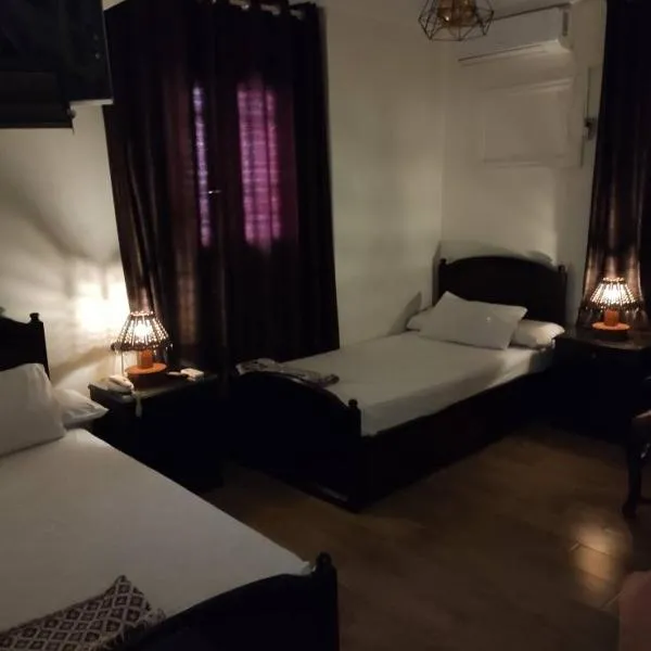 Salvatore Rooms with Breakfast-City Center，位于杜姆亚特的酒店