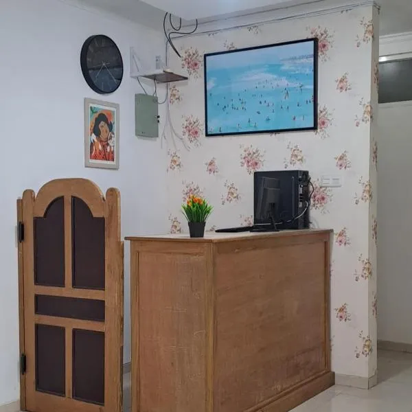 ARIMBI GUEST HOUSE，位于巴图的酒店